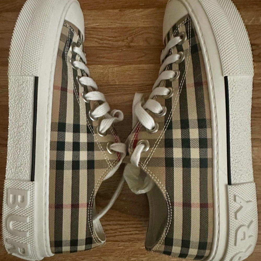 Burberry Checkered Canvas Sneakers - Picture 6 of 15